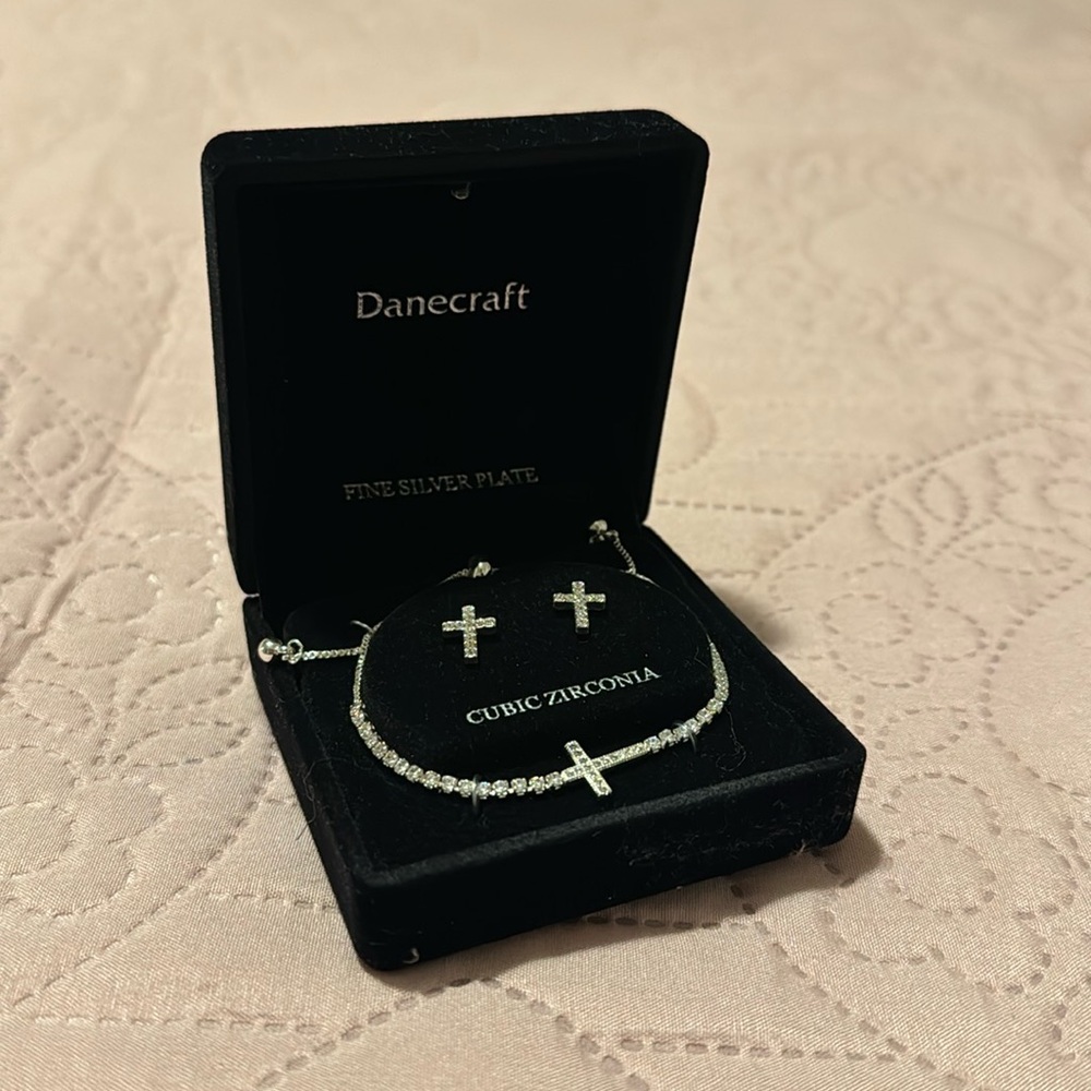 Danecraft jewelry set